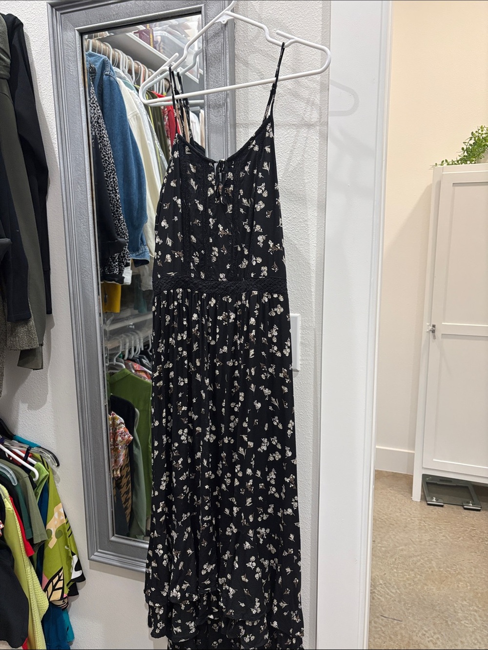 Black Floral Spaghetti-Strap Maxi Dress with Lace Waist